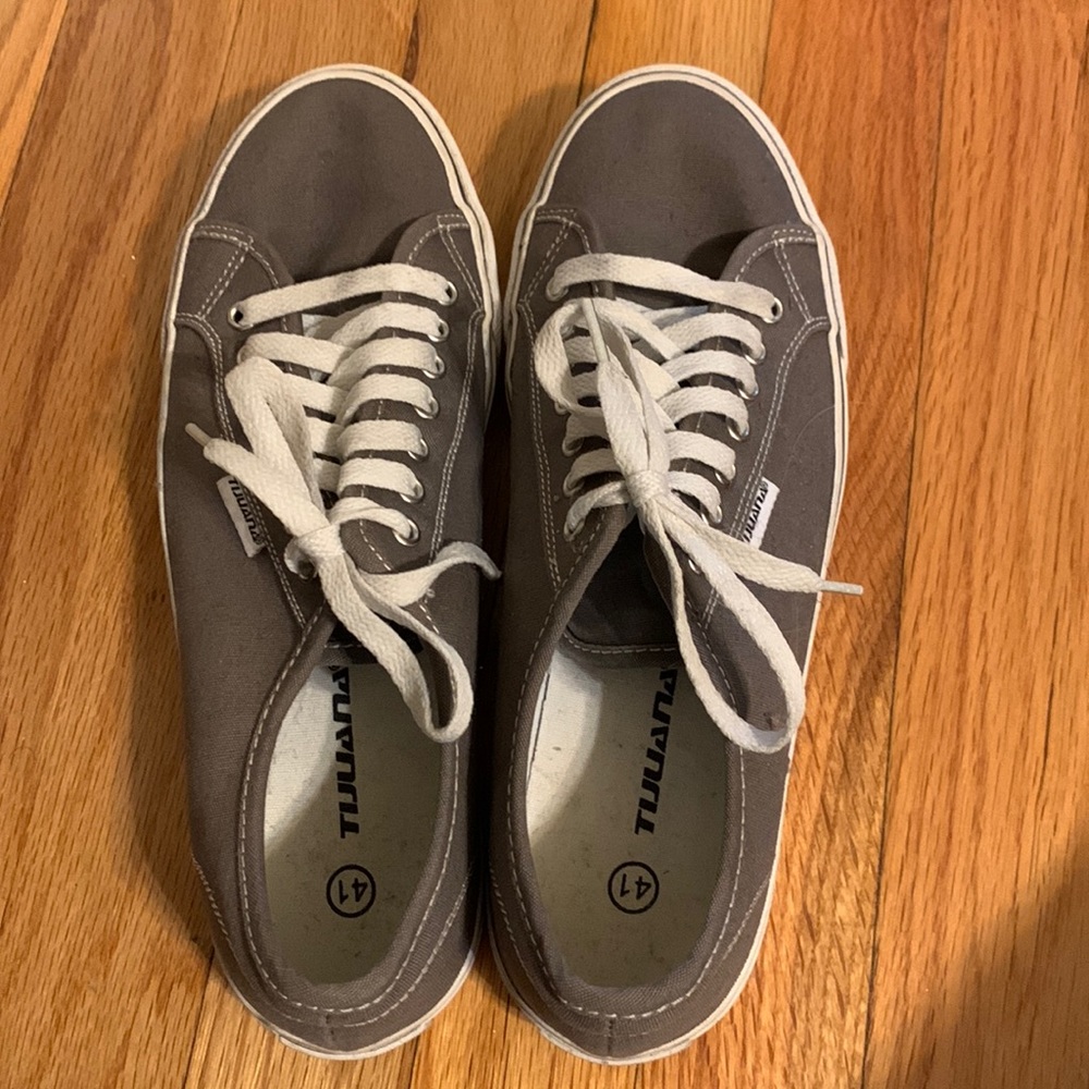 Cute Gray Sneakers